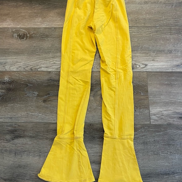 FP Movement by Free People Yellow Flared Leggings EUC size XS - Picture 5 of 5